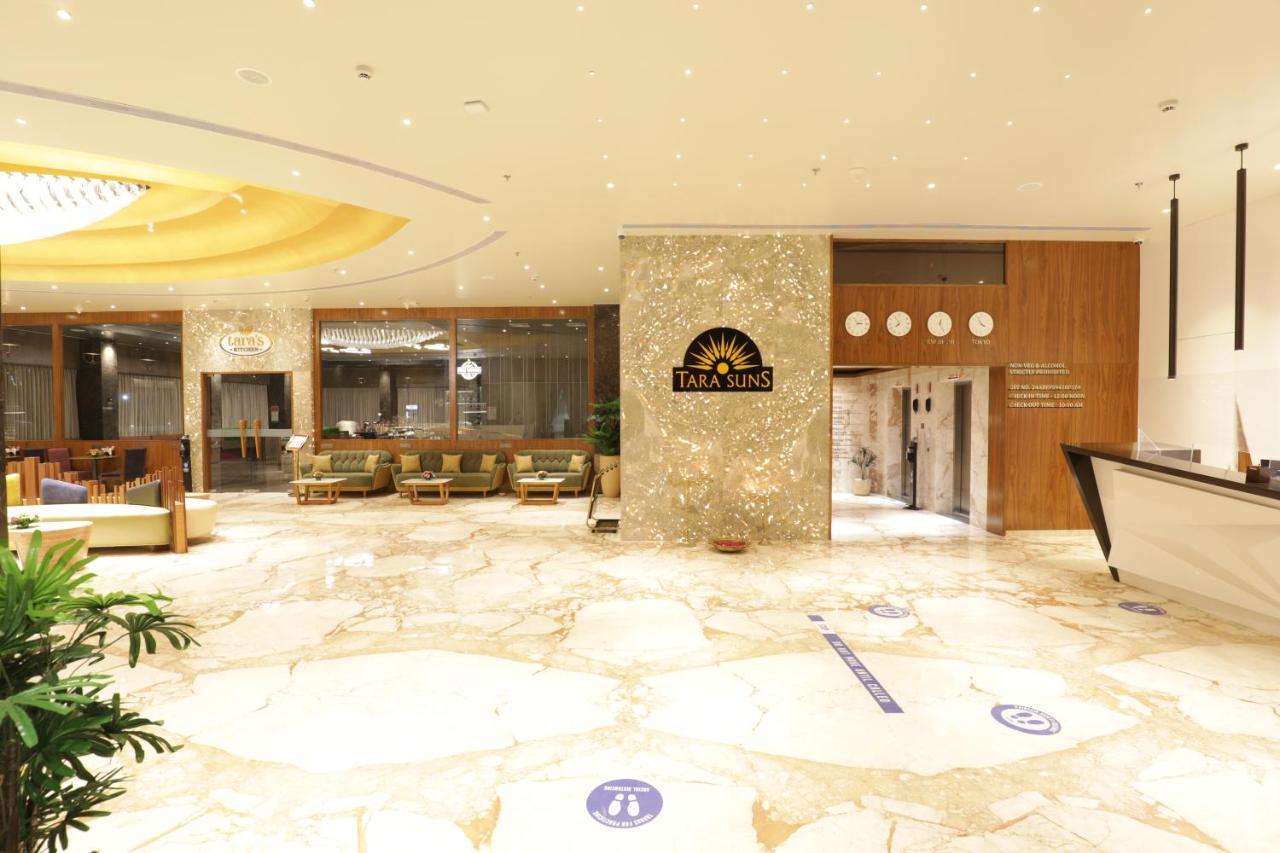 Tara Suns Hotel วาโดดารา ภายนอก รูปภาพ